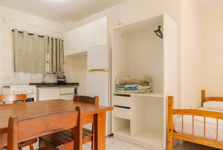 hanna amisterdam-128_8_11zon.jpg