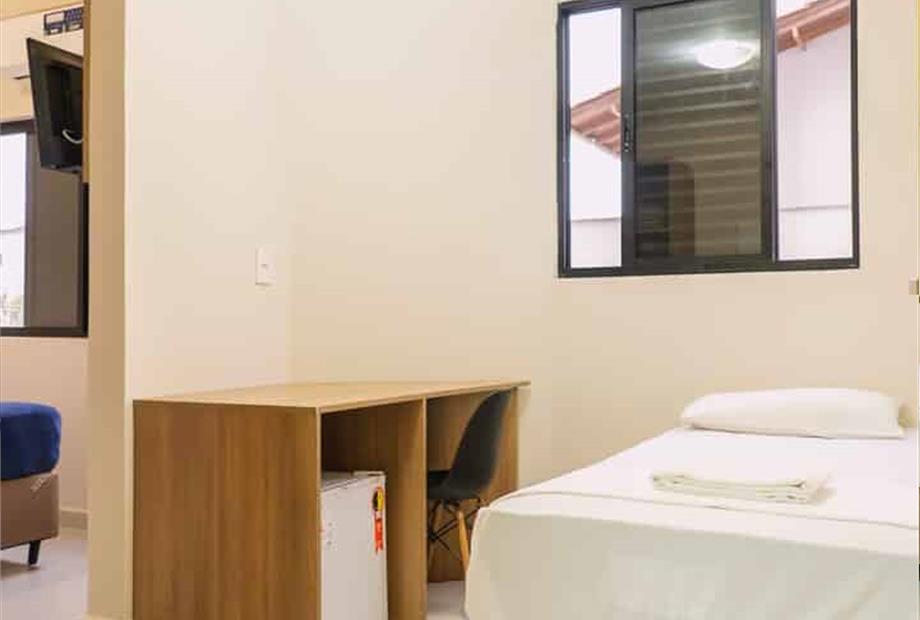 hanna amisterdam-43_10_11zon.jpg