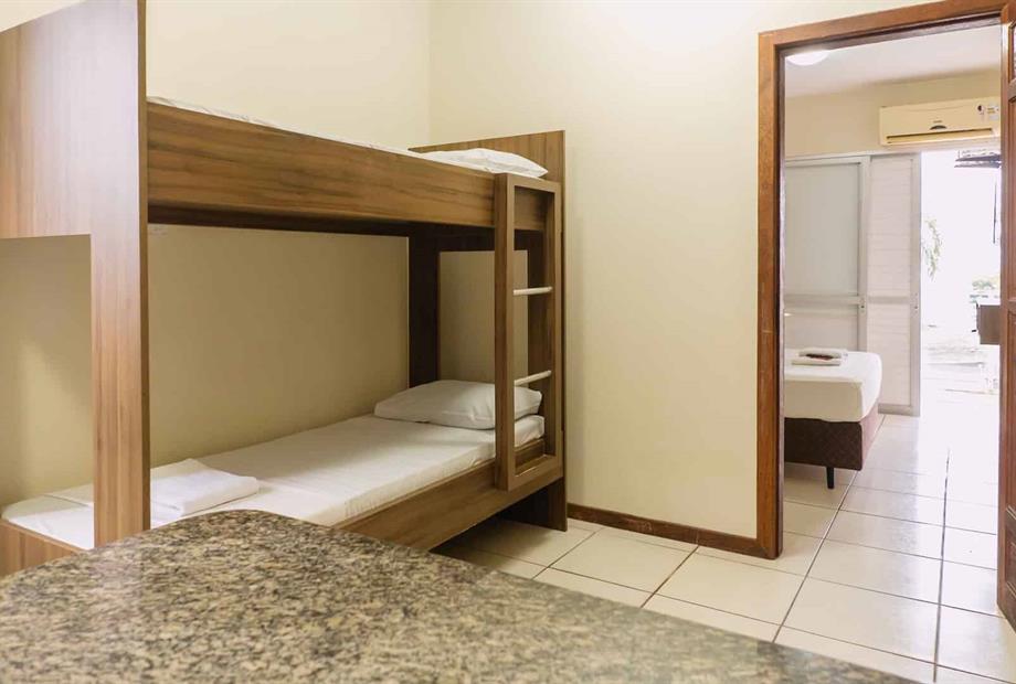 hanna amisterdam-101_2_11zon.jpg