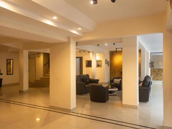 679878792.jpg