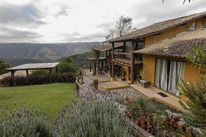 varshana-hotel---16 (1).jpg