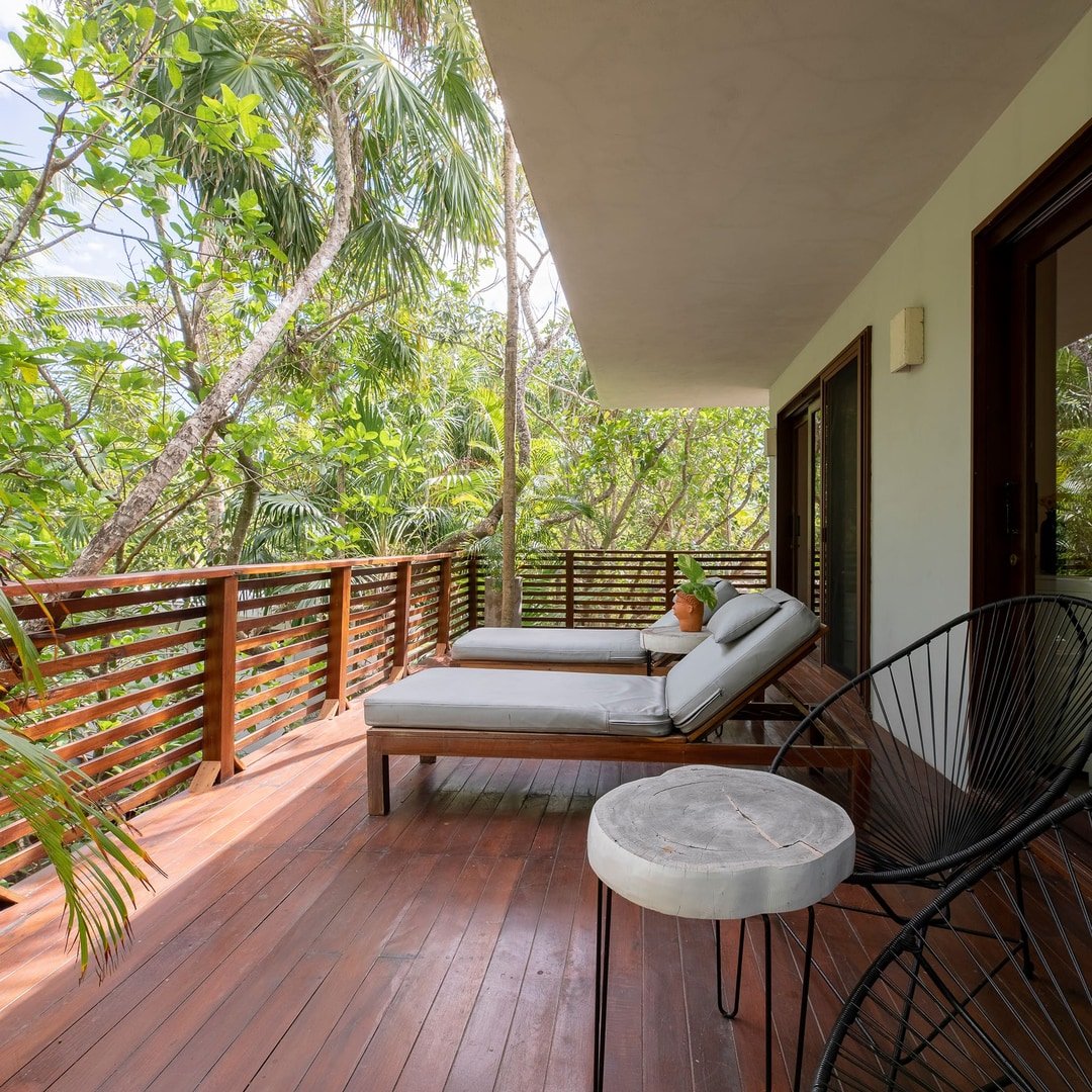 Jungle Suite With Balcony At Lula By La Zebra - 3 balcony - jungle suite with balcony.jpg