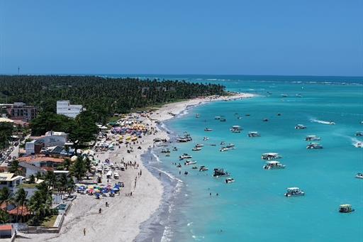 praia-de-barra-grande.-maragogidng.jpg