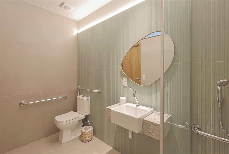 banheiro suíte standard jardim pcd.jpg