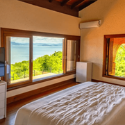 Suíte Brisa — Vista para o Mar e as Montanhas #3