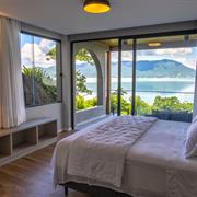 Suíte Flora — Vista para o Mar e as Montanhas #5