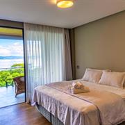 Suíte Raizes — Vista para o Mar e as Montanhas #7