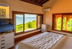 Suíte Brisa — Vista para o Mar e as Montanhas #3