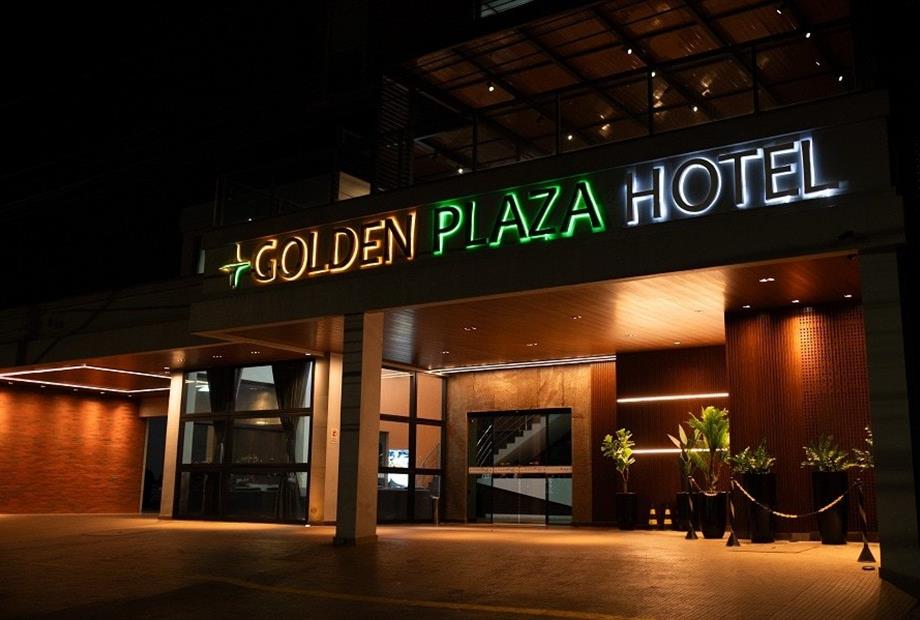 goldenplaza-254.jpg