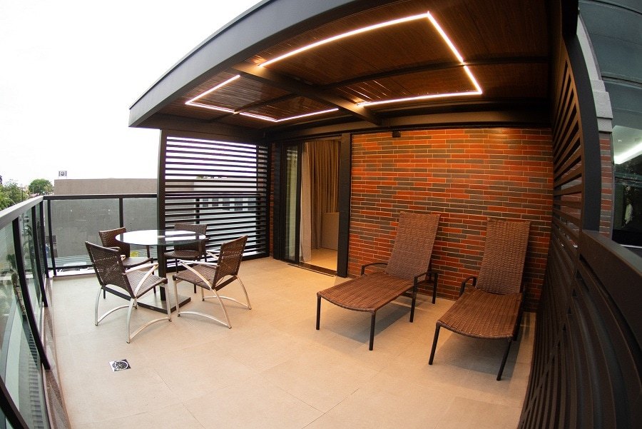 goldenplaza-50.jpg