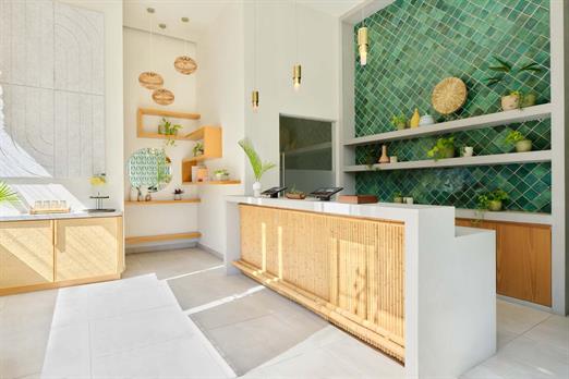 kmx-pdc1_lobby_217_kayak owned_1.jpg