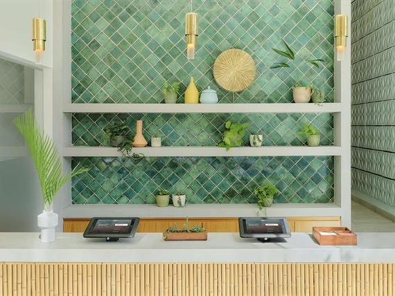 kmx-pdc1_lobby_187_kayak owned.jpg