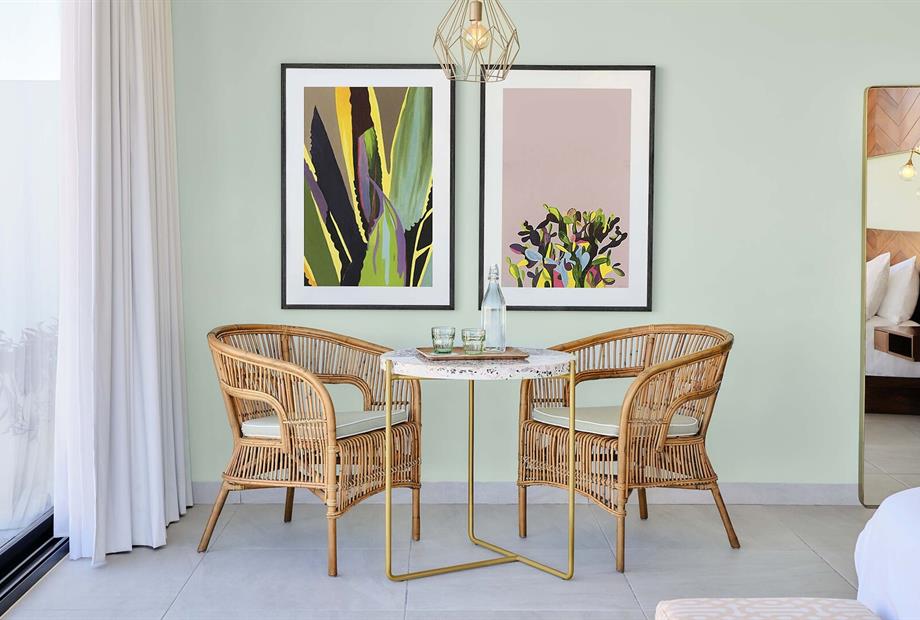 kmx-pdc1_paraisosuite_538_kayak owned.jpg