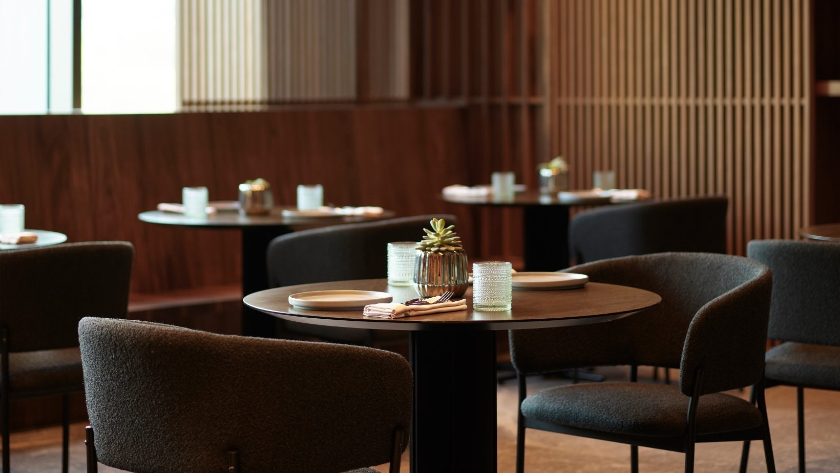 club lounge 2.jpg