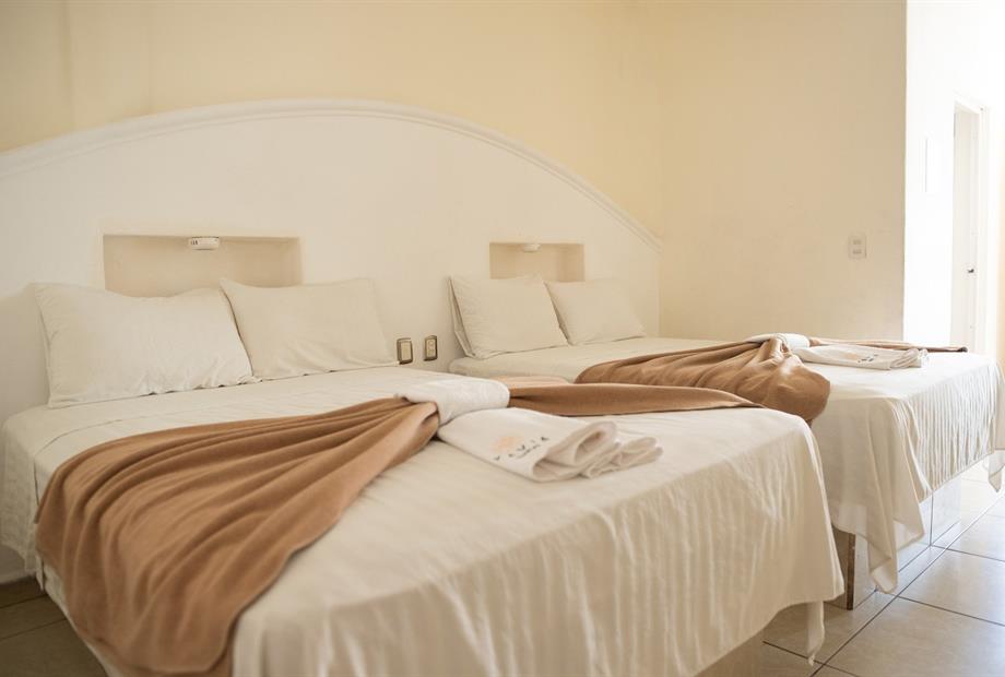 master suite jr 303.jpg