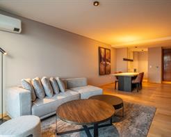 Master Suite 2 Bedrooms - Lake View