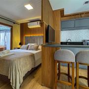 Studio com Banheira de Hidromassagem