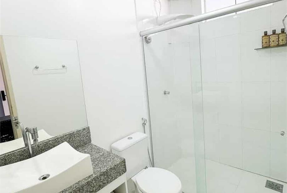 banheiro _ up  - media.jpg