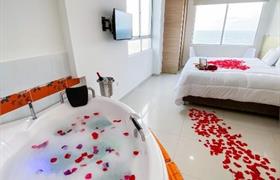 Habitación Doble  con Jacuzzi Privado de Hotel Cabrero Mar