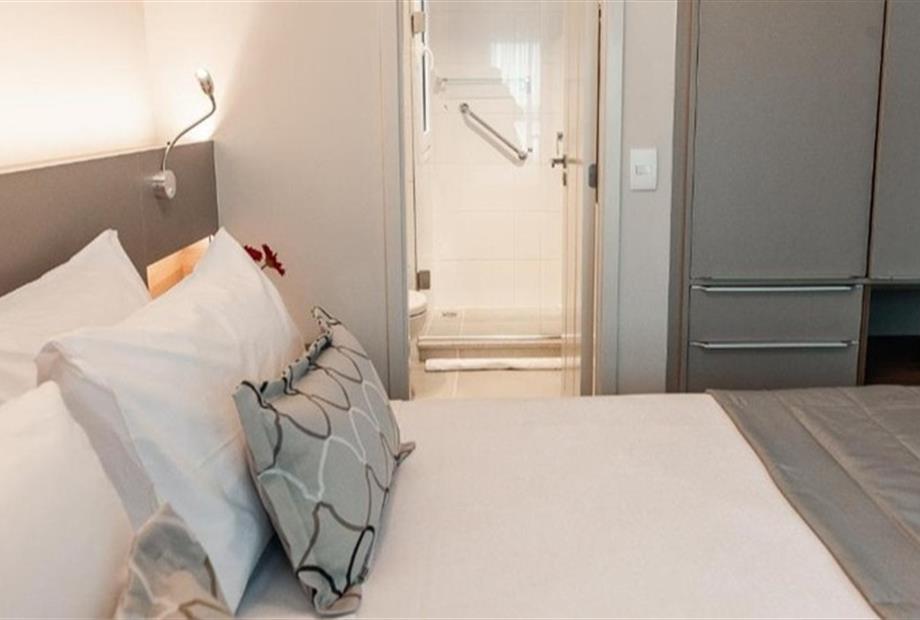 shpa - studio superior king (1).jpg