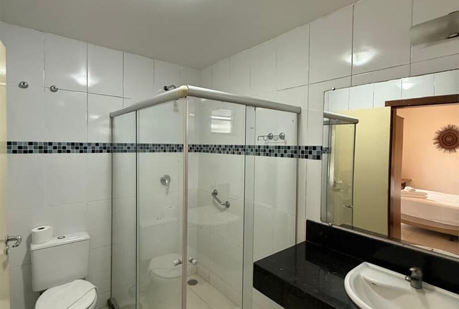 banheiro girassol.jpeg