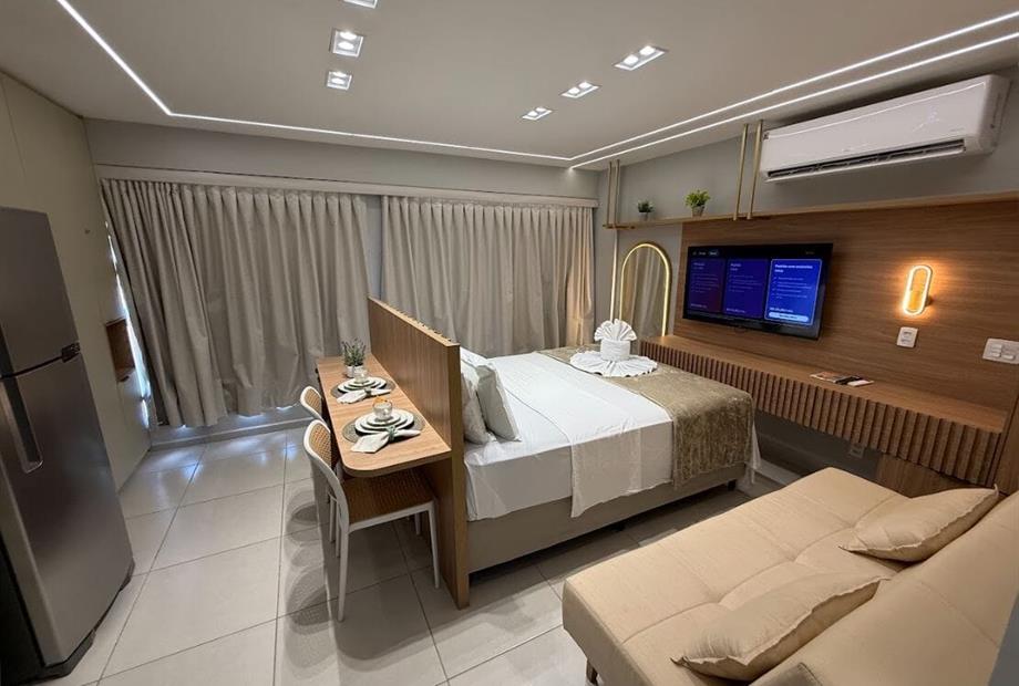 visão chegando na cama.jpg