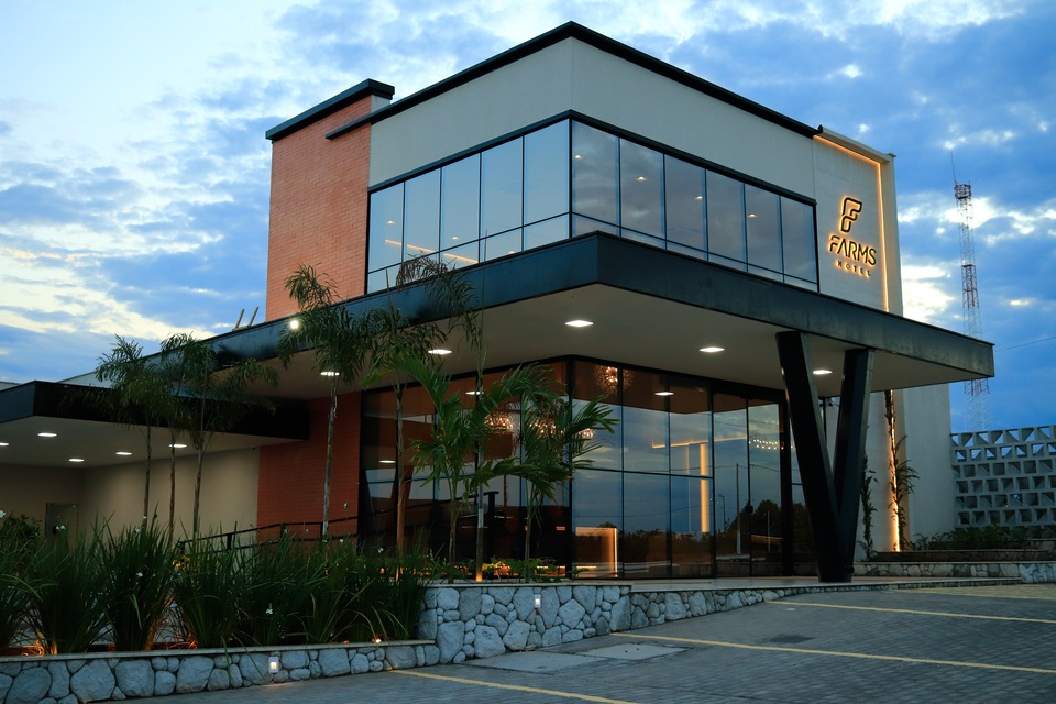 hm_farms_hotel-102.jpg