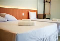 Suíte PNE com Cama de Casal e Solteiro