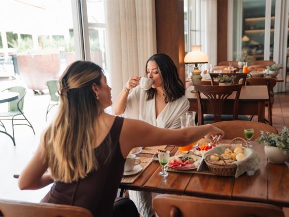 whatsapp image 2025-12-08 at 18.48.10 (29).jpeg