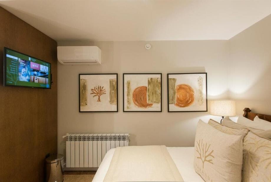 whatsapp image 2025-11-24 at 16.08.45 (6).jpeg