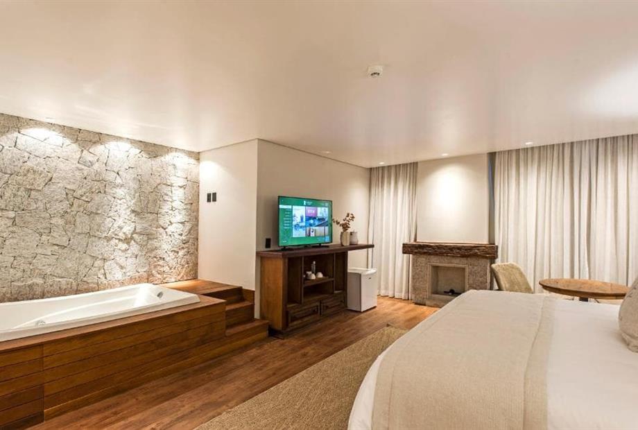 whatsapp image 2025-11-24 at 16.22.05 (4).jpeg