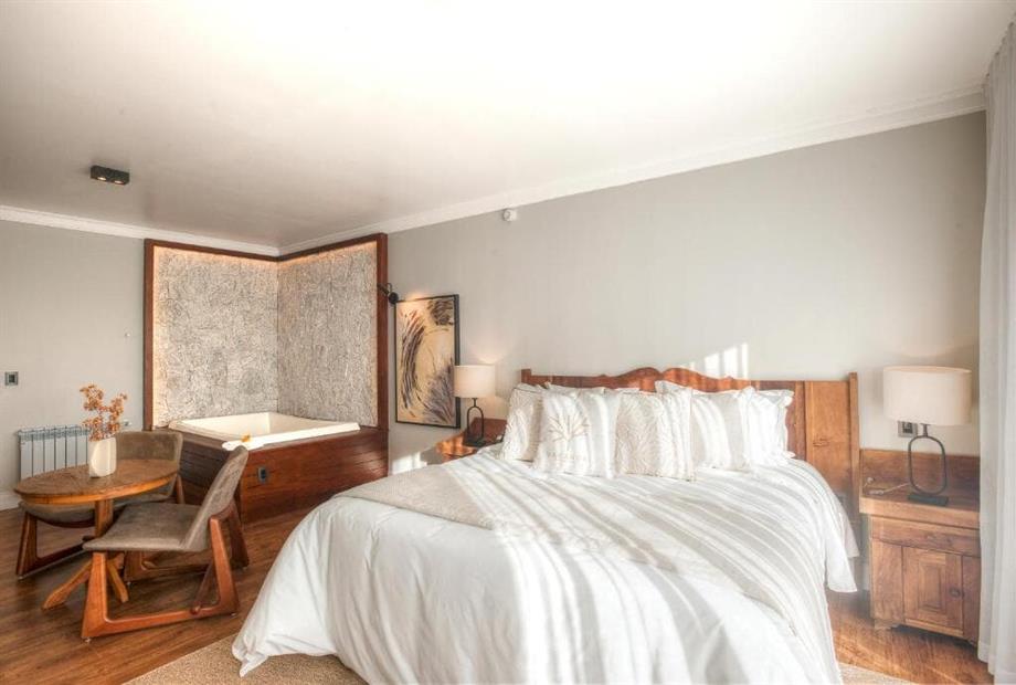 whatsapp image 2025-11-24 at 16.19.43 (5).jpeg