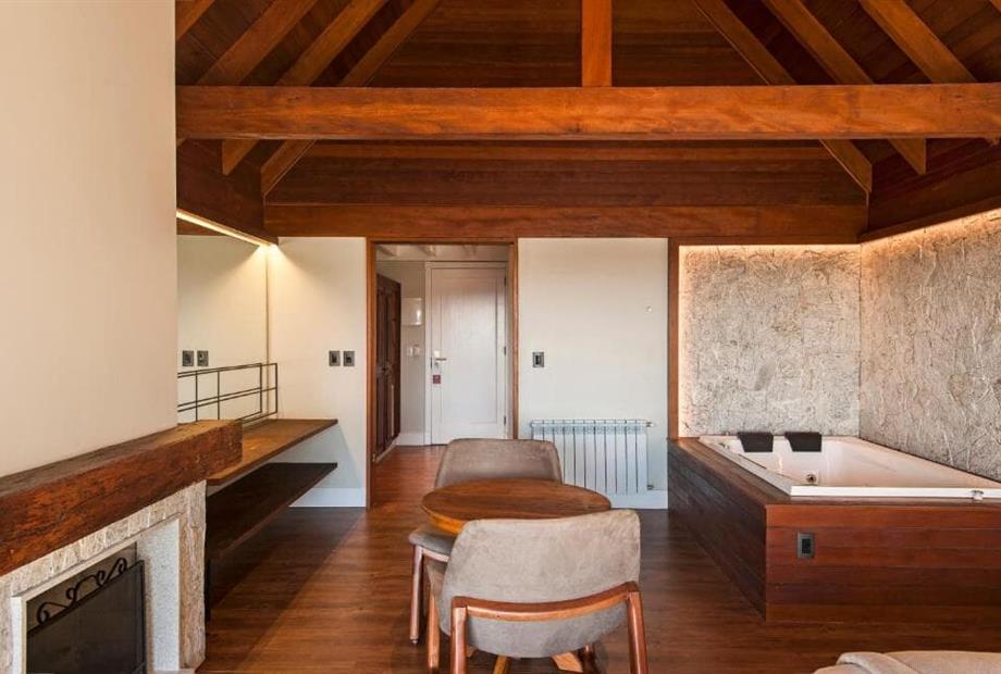 whatsapp image 2025-11-24 at 16.13.06 (16).jpeg