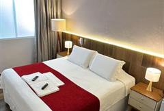 Quarto Quádruplo Standard