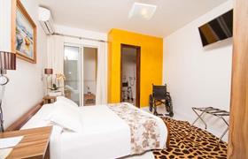 Quarto Duplo - Acesso para Hóspedes com Mobilidade Reduzida do Hotel Cabana Suica