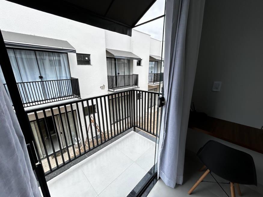 09 - vista pro patio.jpg