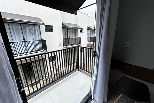 09 - vista pro patio.jpg