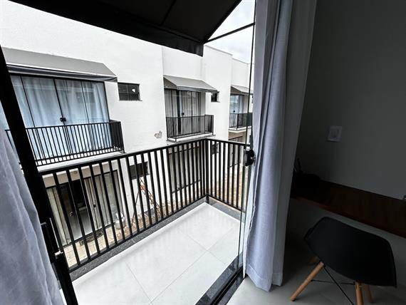 09 - vista pro patio.jpg