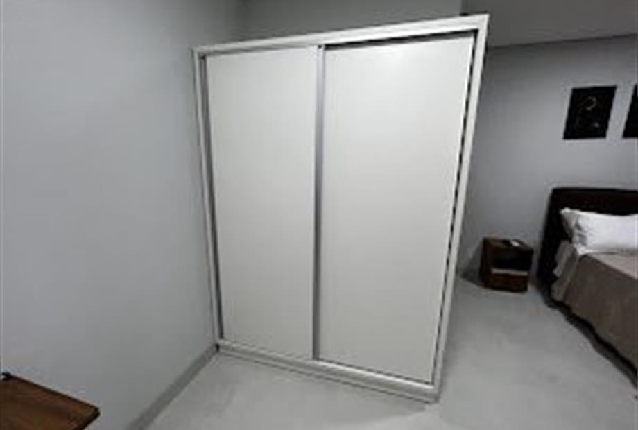 10 - guarda roupa.jpg