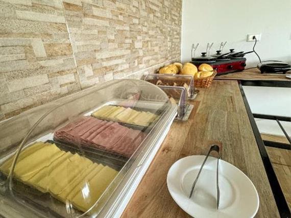 buffet cafe da manha.jpg