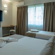 Quarto Triplo Standard