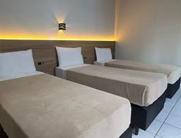 Hotel Gênova BC