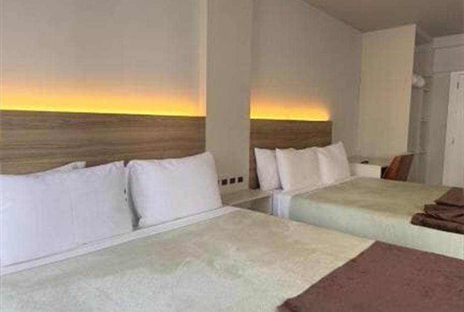 Quarto Família com Varanda-1.jpg