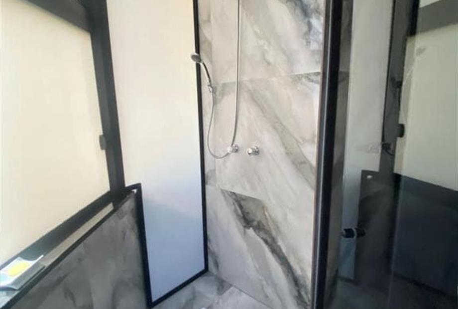 Quarto Duplo Deluxe com Banheira-12.jpg