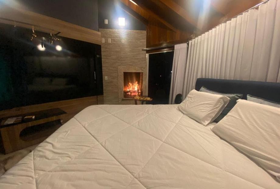 Quarto Duplo Deluxe com Banheira-13.jpg