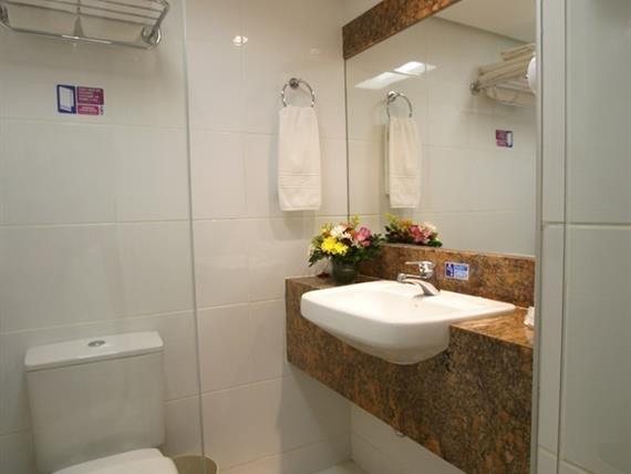 Banheiro_Standard e Luxo.jpg