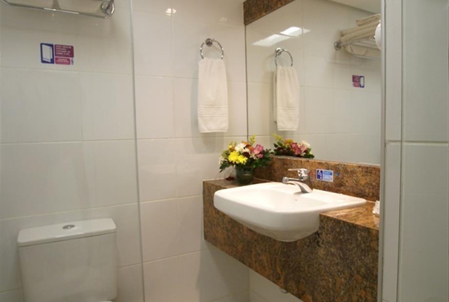 Banheiro_Standard e Luxo.jpg
