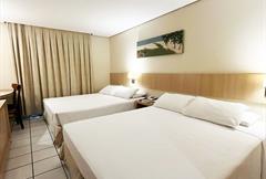 LUXO SUPERIOR - Quádruplo Casal (vista parcial mar)