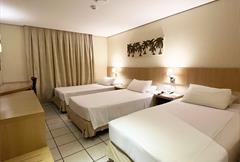 LUXO SUPERIOR - Triplo Solteiro (vista parcial mar)