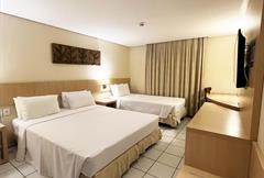 LUXO SUPERIOR - Triplo Casal + Solteiro (vista parcial mar)